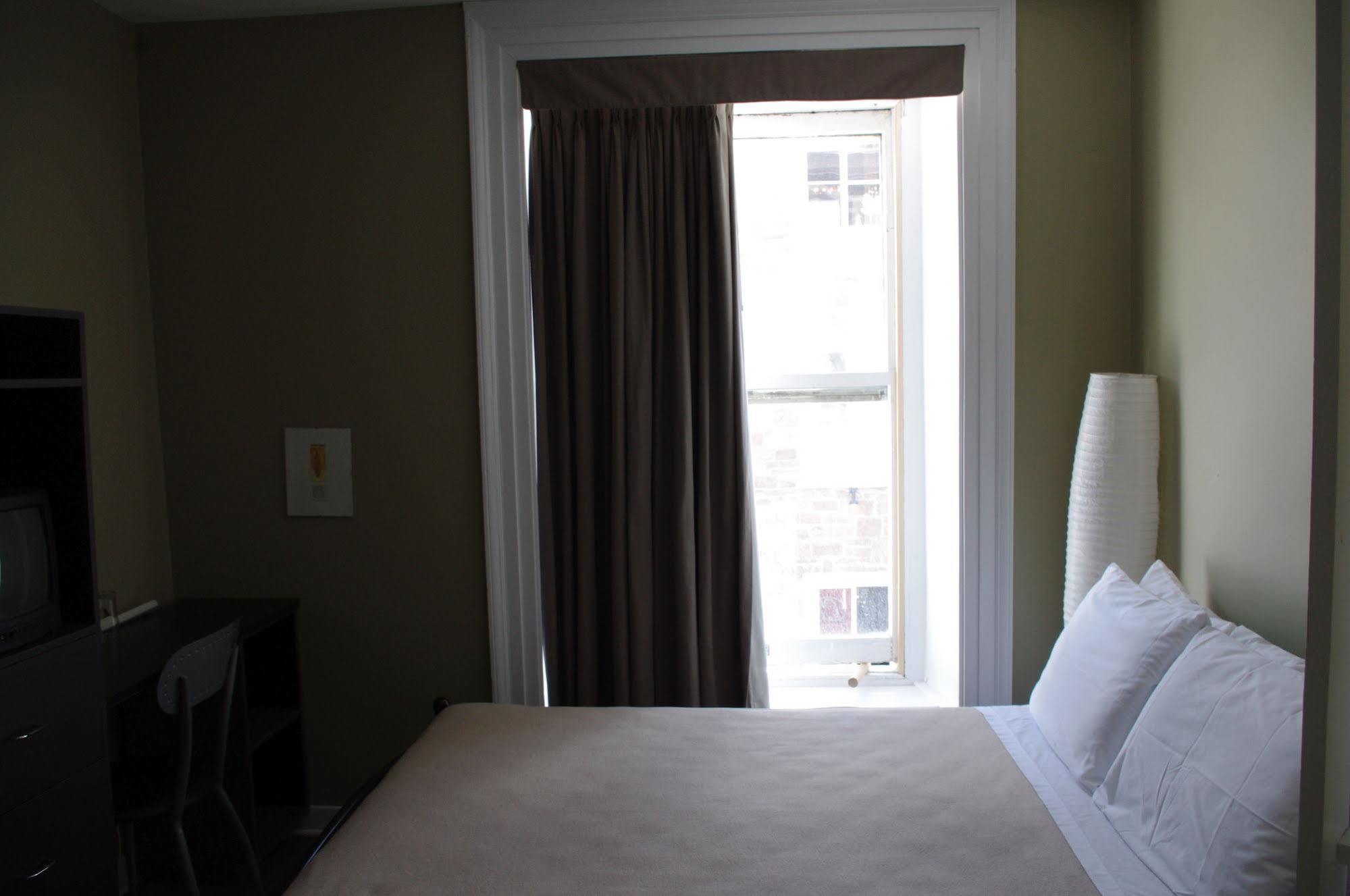 Auberge St-Louis Quebec City Bagian luar foto