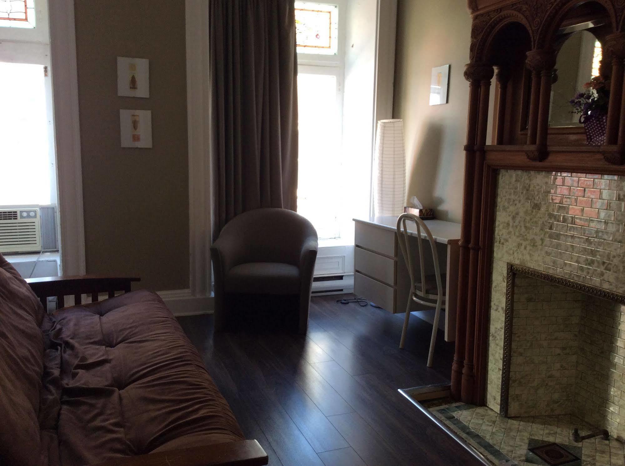 Auberge St-Louis Quebec City Bagian luar foto